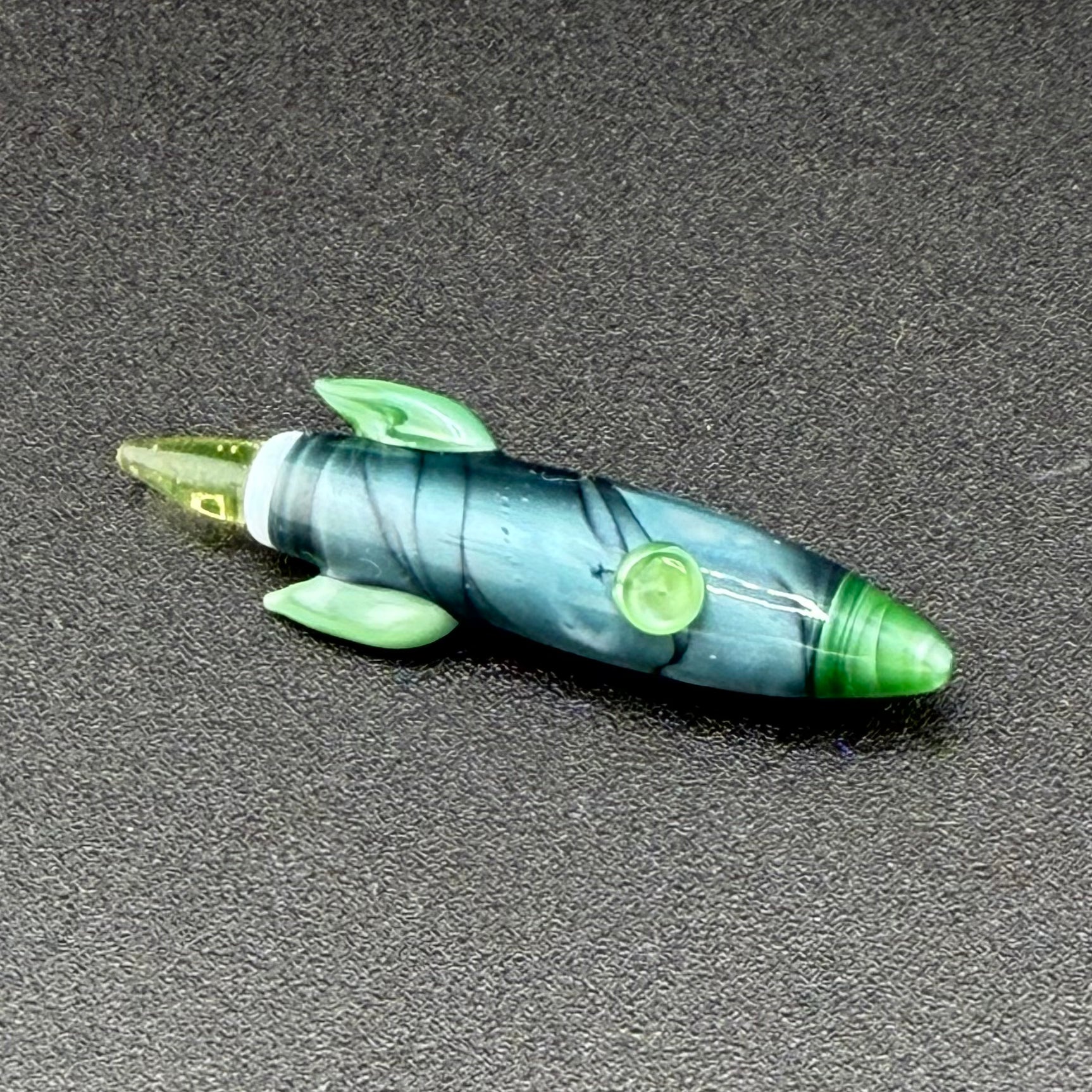 Z-stem Glass Inserts - Rocket - Neptunium / Ion UV – Z-Stems