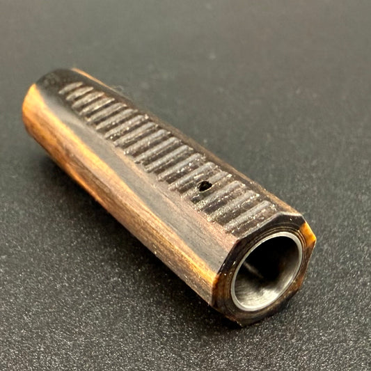 zNona - Black and White Ebony